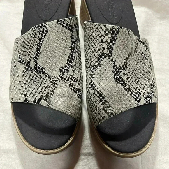 [8]Timberland Ortholite Laguna Shore Mule Clog Gray Snakeskin Block Heel Sandals - Picture 6 of 6